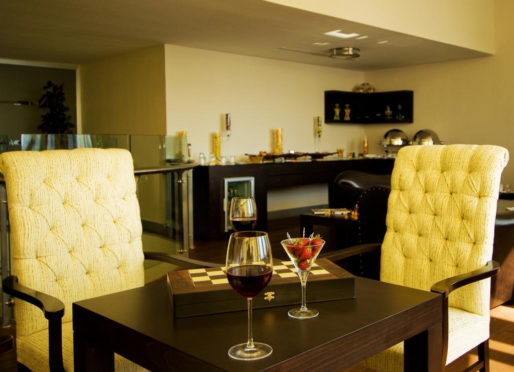 Wow Istanbul Hotel Ресторант снимка