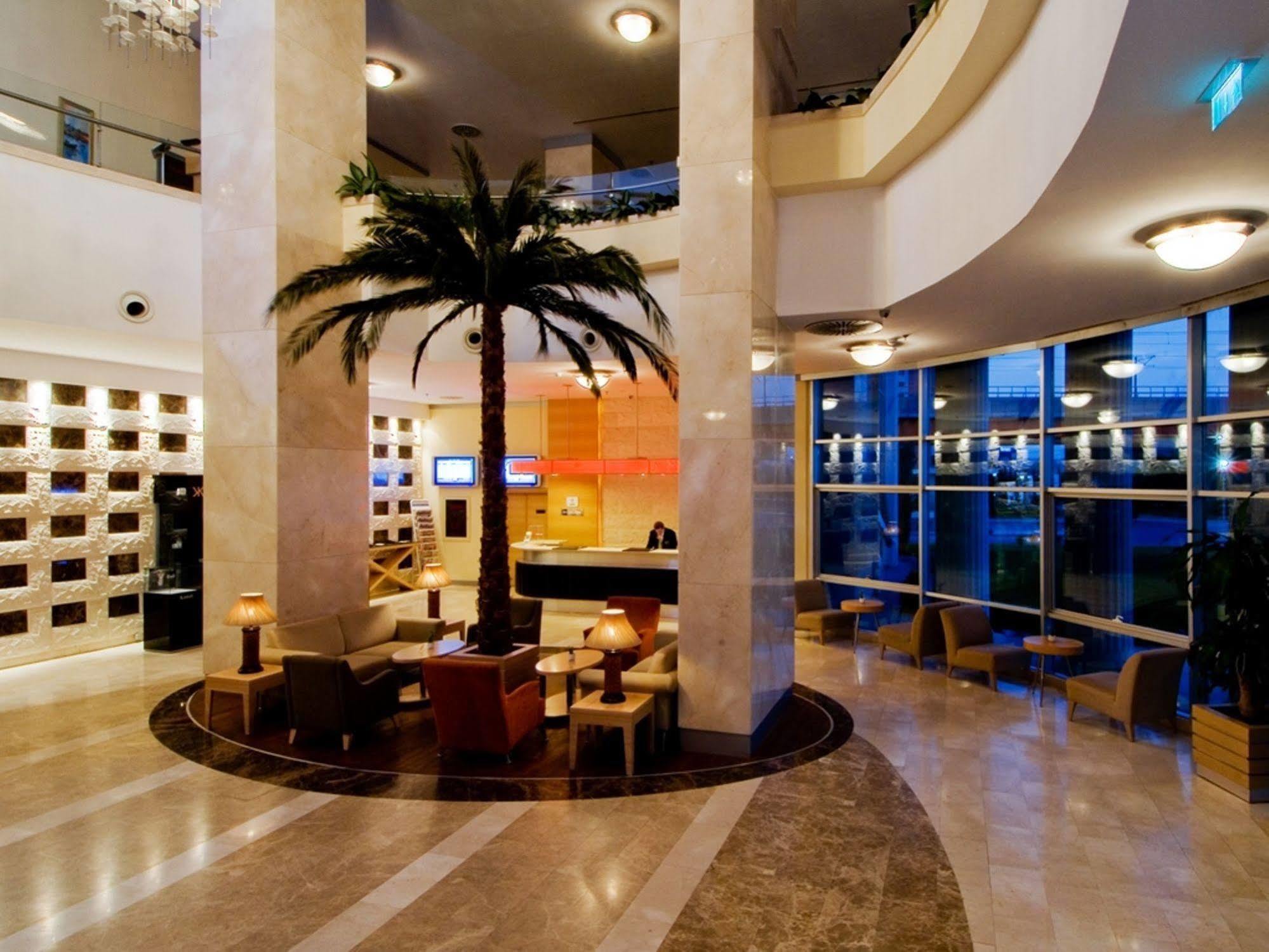 Wow Istanbul Hotel Екстериор снимка